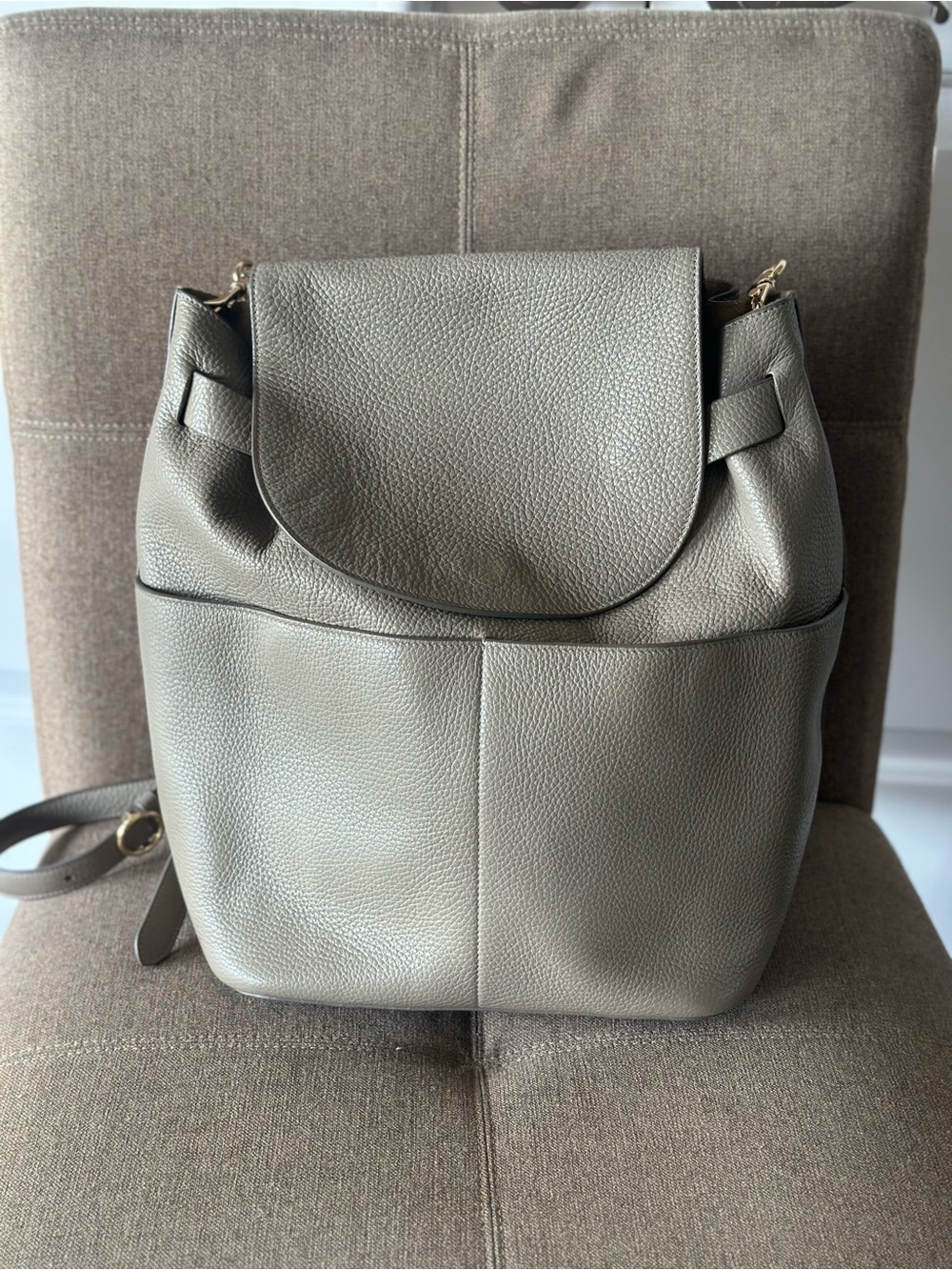 CUYANA 13" PEBBLED LEATHER BACKPACK TOTE